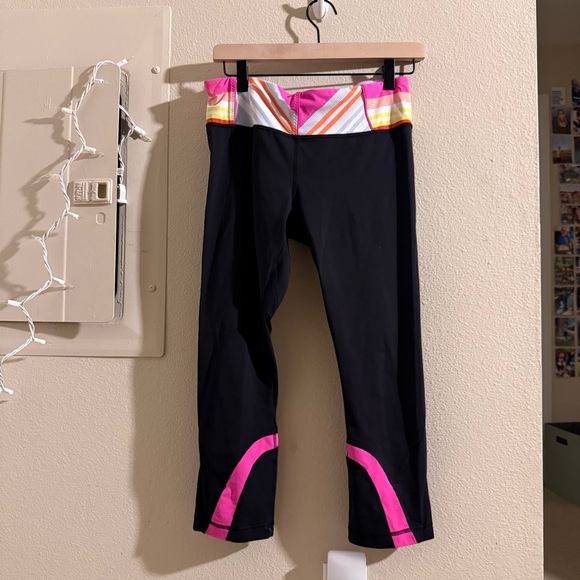 lululemon athletica Run: Inspire Crop Black and Pink Leggings - Picture 2 of 8